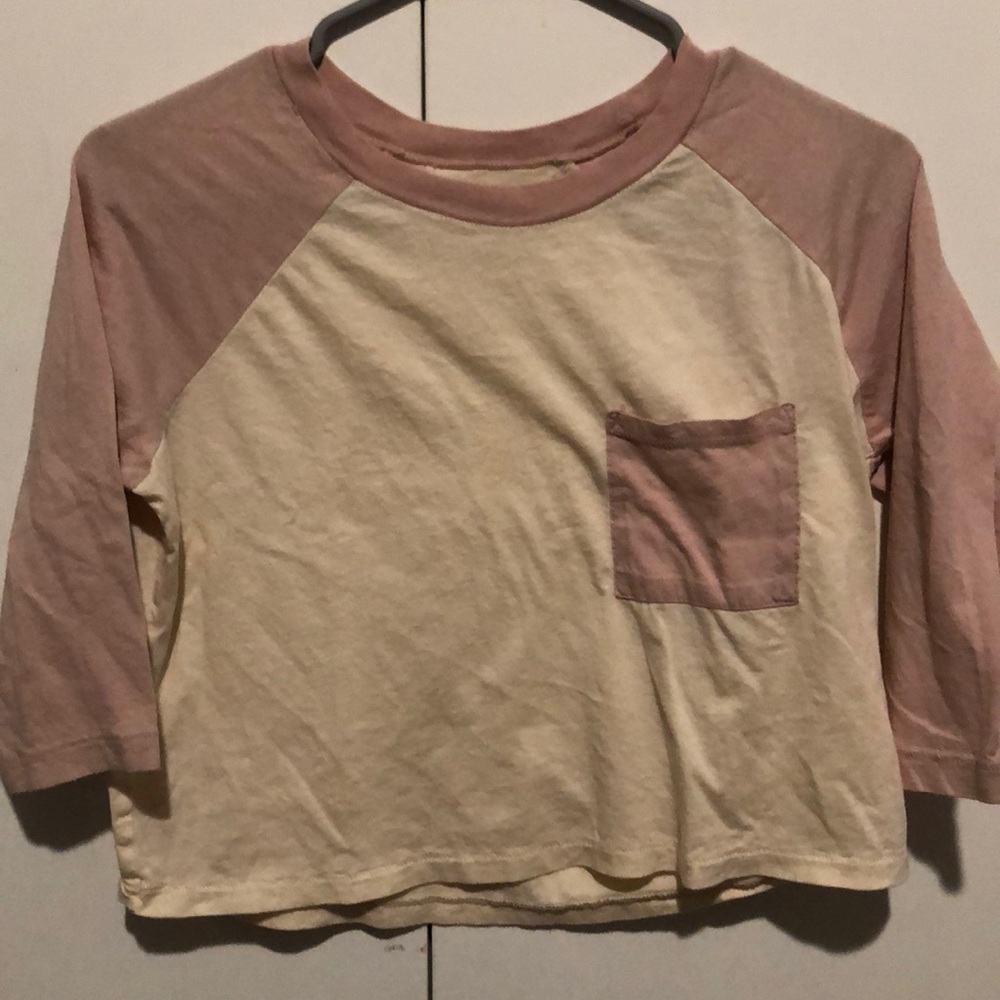 Cropped half sleeve top